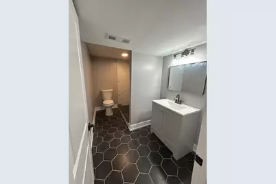 8916 S Merrill Avenue, Chicago, IL 60617 - Photo 16