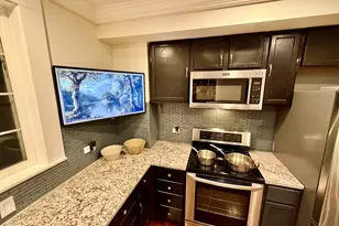 747 Delius St, Aurora, IL 60505 - Photo 12