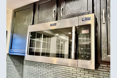 747 Delius Street, Aurora, IL 60505 - Photo 18