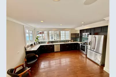 747 Delius Street, Aurora, IL 60505 - Photo 8