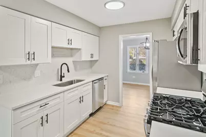 17001 Kimbark Avenue, South Holland, IL 60473 - Photo 6