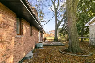 17001 Kimbark Ave, South Holland, IL 60473 - Photo 28