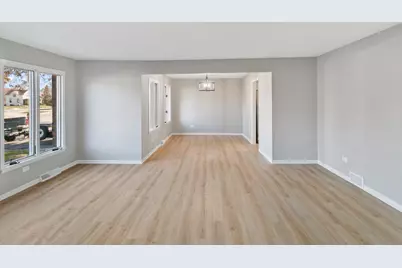 17001 Kimbark Avenue, South Holland, IL 60473 - Photo 8