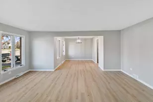 17001 Kimbark Ave, South Holland, IL 60473 - Photo 8