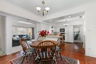 16231 W Port Clinton Rd, Lincolnshire, IL 60069 - Photo 8