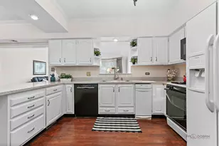 16231 W Port Clinton Rd, Lincolnshire, IL 60069 - Photo 6