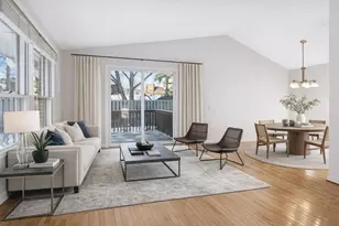 2764 Weeping Willow Dr, Lisle, IL 60532 - Photo 4