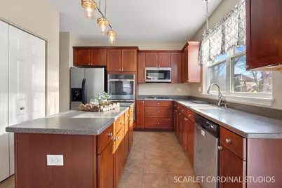 401 Bower Lane, Oswego, IL 60543 - Photo 6