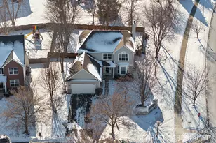 401 Bower Ln, Oswego, IL 60543 - Photo 32