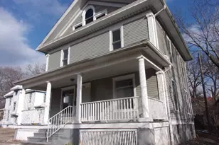 428 Powers Ln, Decatur, IL 62522 - Photo 2