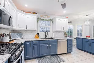 901 Barbara Dr, Heyworth, IL 61745 - Photo 12