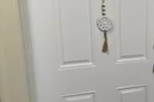 6926 S Paxton Ave, Chicago, IL 60649 - Photo 2