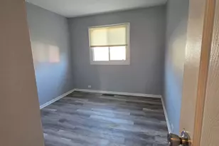 15246 Calitonia Dr, Markham, IL 60428 - Photo 8