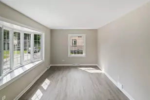 428 E 156th Pl, South Holland, IL 60473 - Photo 6