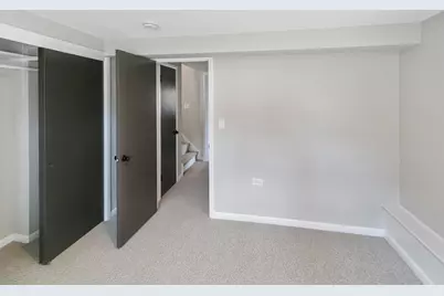 428 E 156th Place, South Holland, IL 60473 - Photo 16