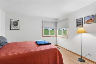 2404 Danbury Dr, Woodridge, IL 60517 - Photo 12