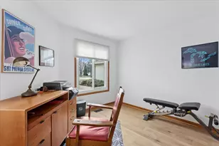 2404 Danbury Dr, Woodridge, IL 60517 - Photo 14