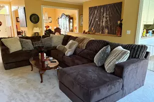 649 Roxbury Rd, Rockford, IL 61107 - Photo 12