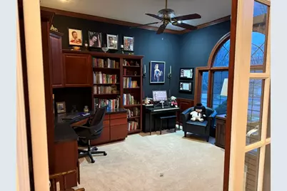 649 Roxbury Road, Rockford, IL 61107 - Photo 14