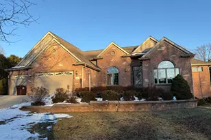 649 Roxbury Rd, Rockford, IL 61107 - Photo 1