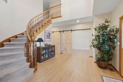 307 Knollwood Drive, Dixon, IL 61021 - Photo 8