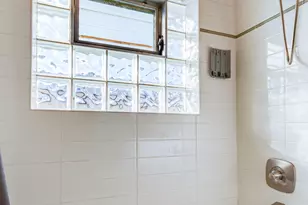 7513 W Ainslie St, Harwood Heights, IL 60706 - Photo 24