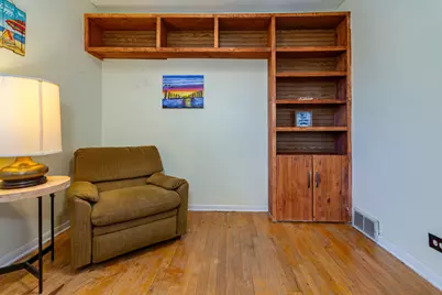 7513 W Ainslie Street, Harwood Heights, IL 60706 - Photo 18