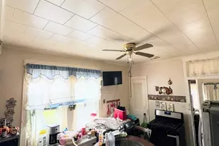 6427 S Winchester Ave, Chicago, IL 60636 - Photo 4