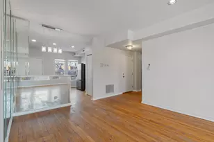 6850 S Dante Ave, Chicago, IL 60637 - Photo 4