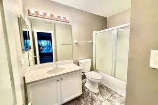 2452 Daybreak Ct, Elgin, IL 60123 - Photo 10