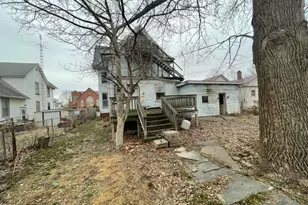 203 E Washington St, Avon, IL 61415 - Photo 22