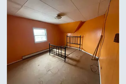 203 E Washington Street, Avon, IL 61415 - Photo 14