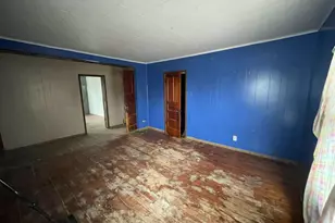 203 E Washington St, Avon, IL 61415 - Photo 18