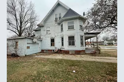 203 E Washington Street, Avon, IL 61415 - Photo 2