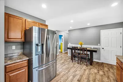 109 Mabee Avenue, East Peoria, IL 61611 - Photo 8