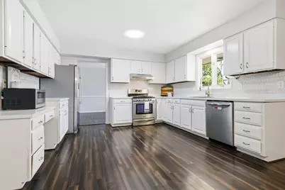 110 S Hershey Road, Bloomington, IL 61704 - Photo 6