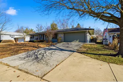 110 S Hershey Road, Bloomington, IL 61704 - Photo 26