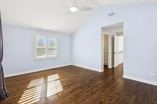 1702 N Maplewood Ave, Chicago, IL 60647 - Photo 10