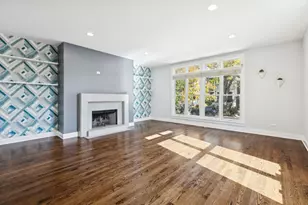 1702 N Maplewood Ave, Chicago, IL 60647 - Photo 2