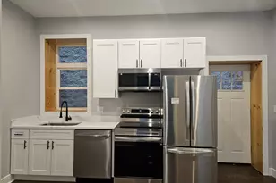 831 S Western Ave, Chicago, IL 60612 - Photo 2