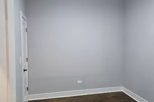 831 S Western Ave, Chicago, IL 60612 - Photo 8