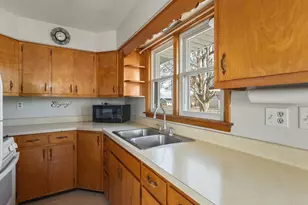 205 N Seward St, Winnebago, IL 61088 - Photo 12