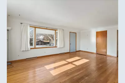 205 N Seward Street, Winnebago, IL 61088 - Photo 8