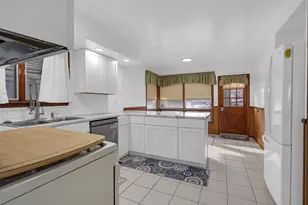 108 S Cornell Ave, Villa Park, IL 60181 - Photo 8