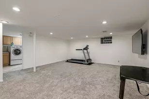 8606 Lillibet Terrace, Morton Grove, IL 60053 - Photo 24