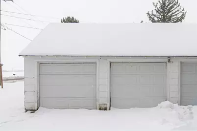 210 S Malta Road, Malta, IL 60150 - Photo 32