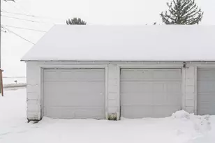 210 S Malta Rd, Malta, IL 60150 - Photo 32