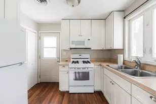 210 S Malta Rd, Malta, IL 60150 - Photo 10