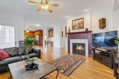 1686 Greenleaf Avenue, Des Plaines, IL 60018 - Photo 12