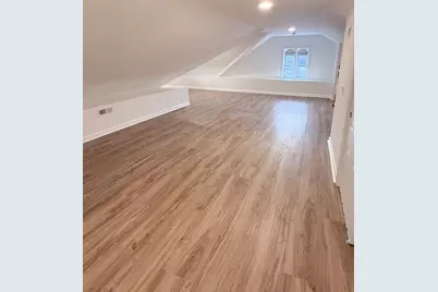 [Address not provided], Skokie, IL 60076 - Photo 16